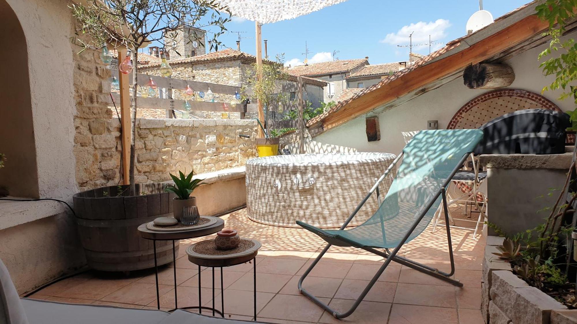 Maison Avec Jacuzzi Et Terrasse Sur Les Toits Brignon エクステリア 写真